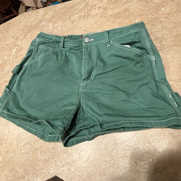 Sage Green Dickies Shorts - Size 9/29 - Picture 6 of 7